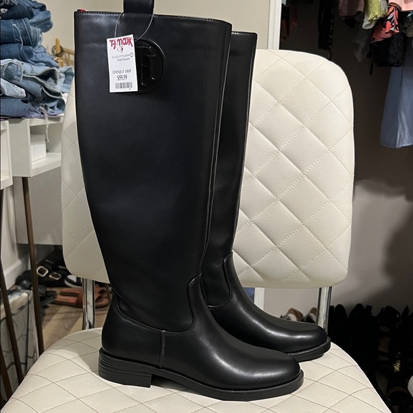 T.J.Maxx Black Boots - Picture 1 of 4